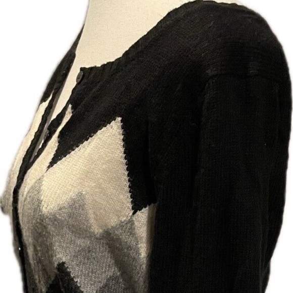 Old Navy Argyle Cardigan Sweater Size Small - Picture 4 of 8